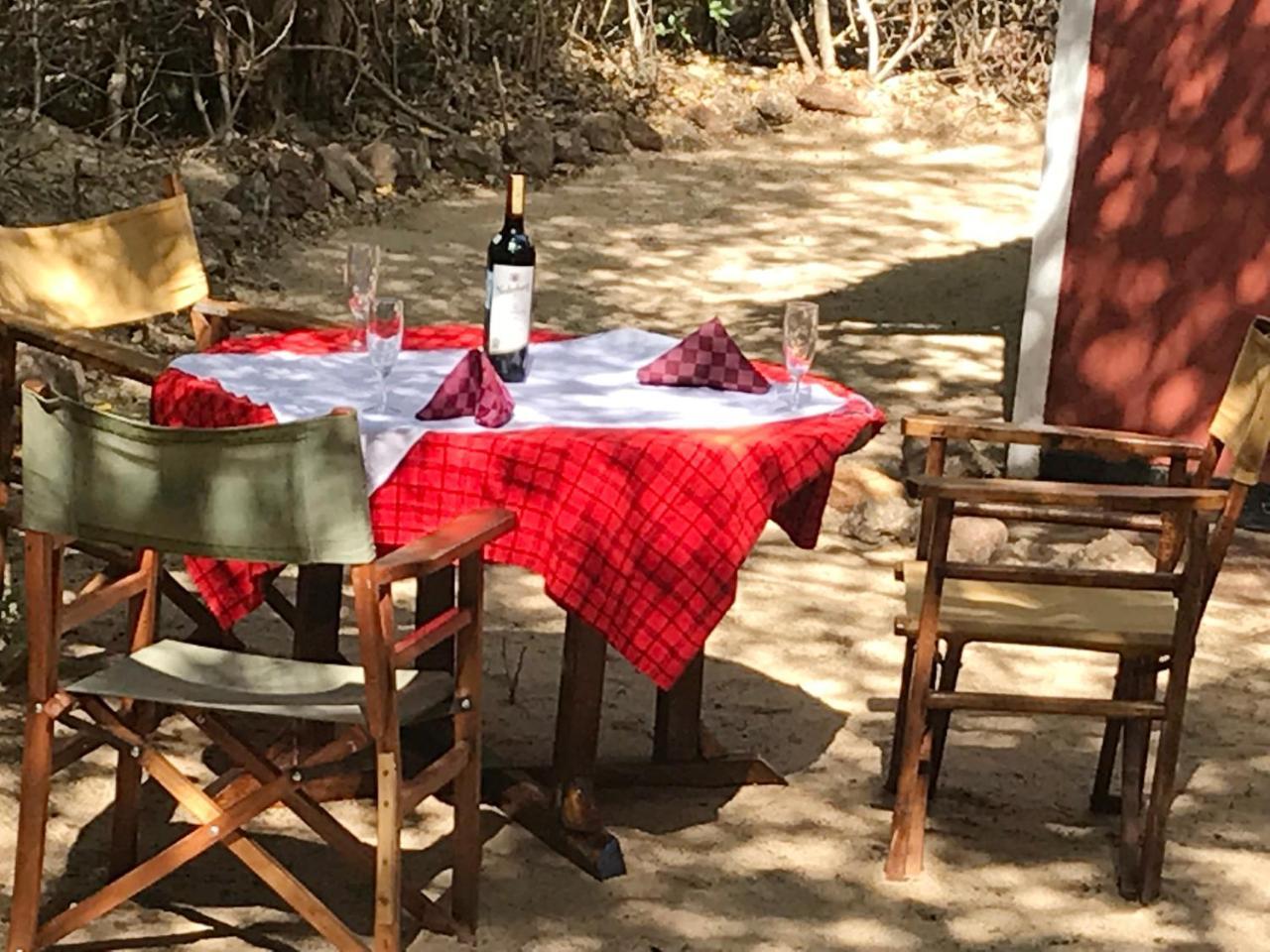 ホテル Maasai Simba Camp アンボセリ エクステリア 写真